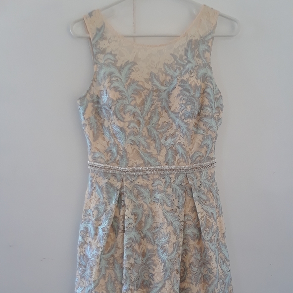 Nicole Miller Dresses & Skirts - Beautiful Nicole Miller Dress